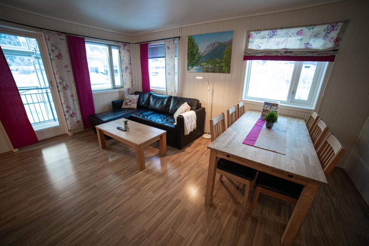 Forde Gjestehus Og Camping Zewnętrze zdjęcie