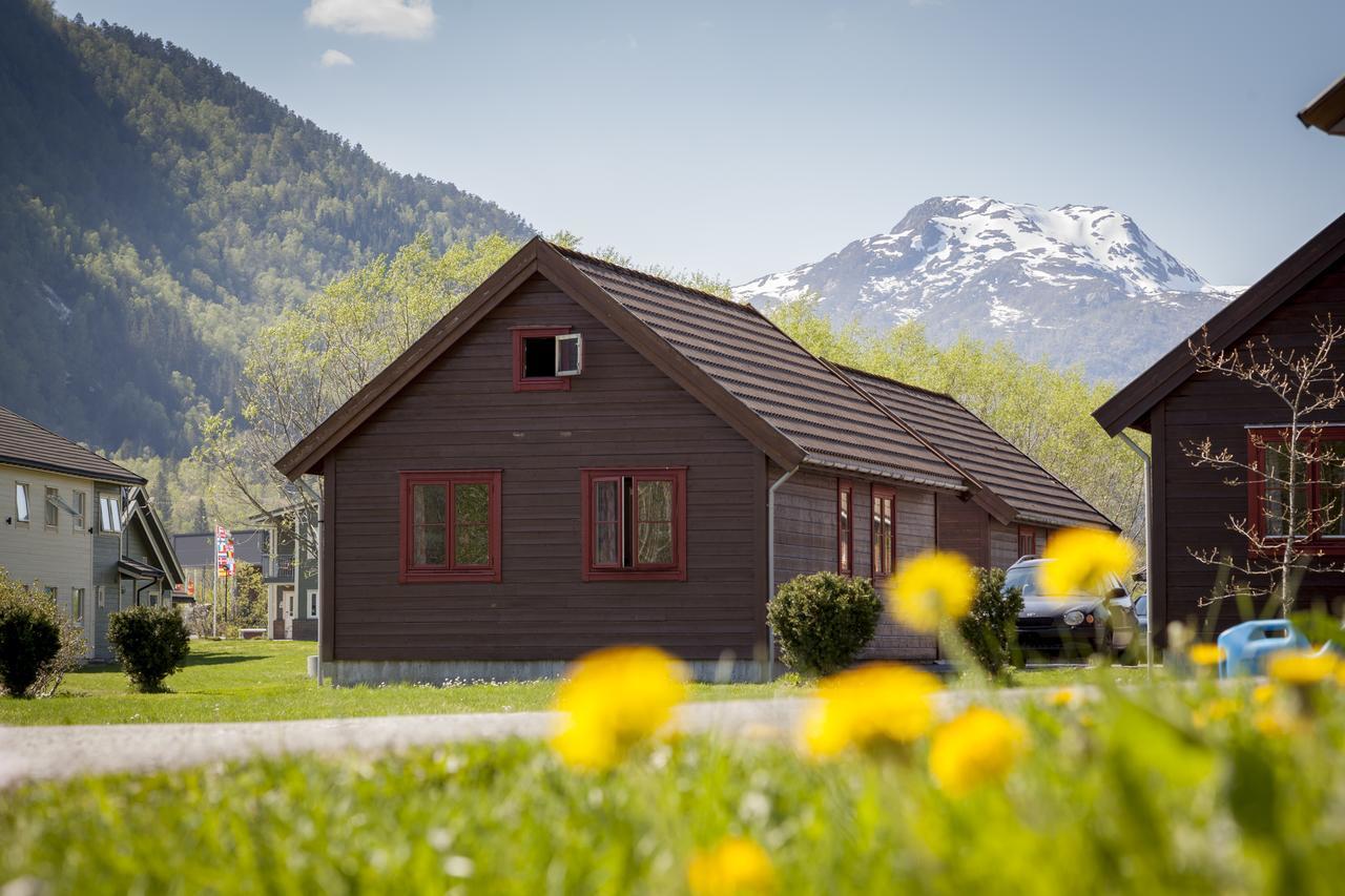 Forde Gjestehus Og Camping Zewnętrze zdjęcie
