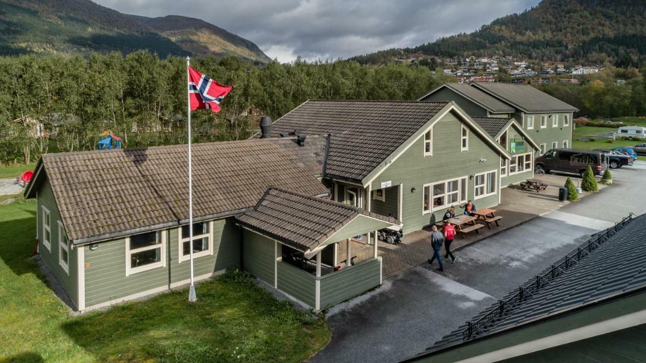 Forde Gjestehus Og Camping Zewnętrze zdjęcie